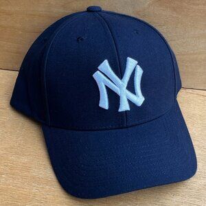 MITCHELL & NESS NEW YORK YANKEES CLASSIC SNAPBACK HAT Navy Blue Structured NEW